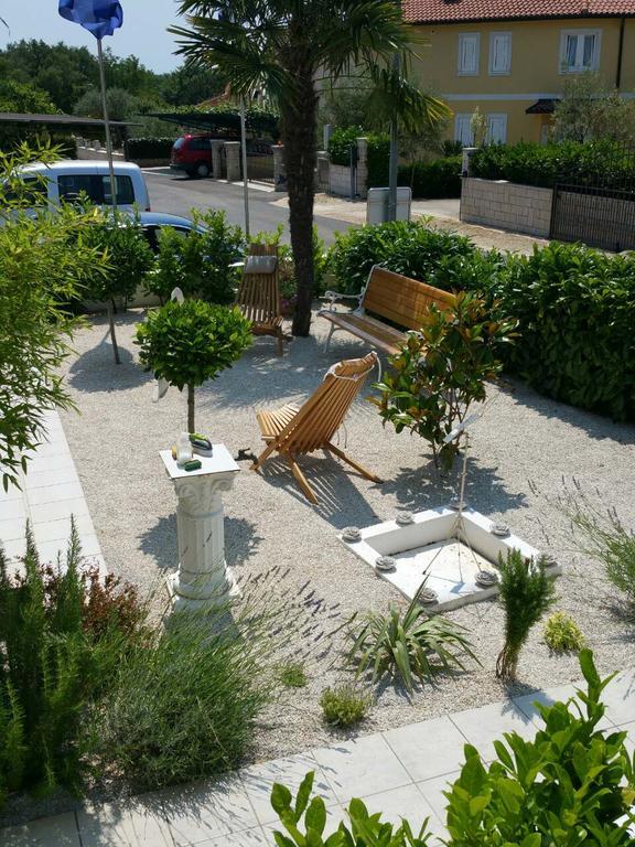 Residence Vogt Porec Esterno foto